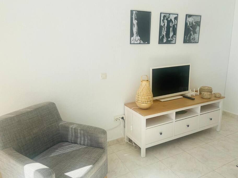 Apartament Beautiful Bungalow On The Torrox-Costa Boulevard! Malaga Zewnętrze zdjęcie