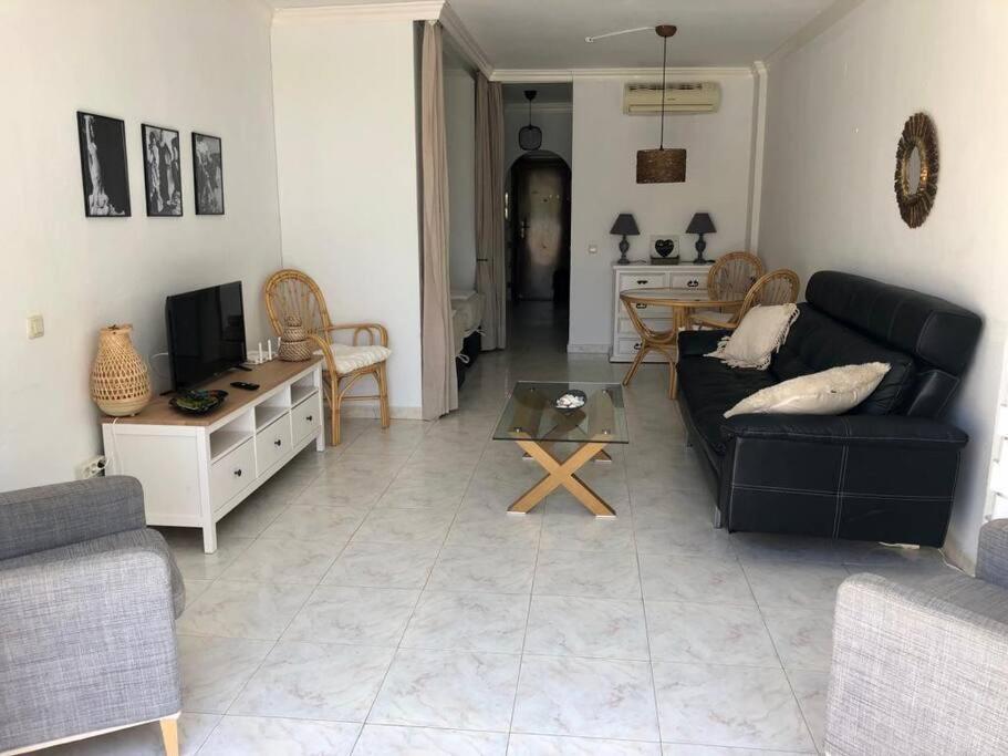 Apartament Beautiful Bungalow On The Torrox-Costa Boulevard! Malaga Zewnętrze zdjęcie