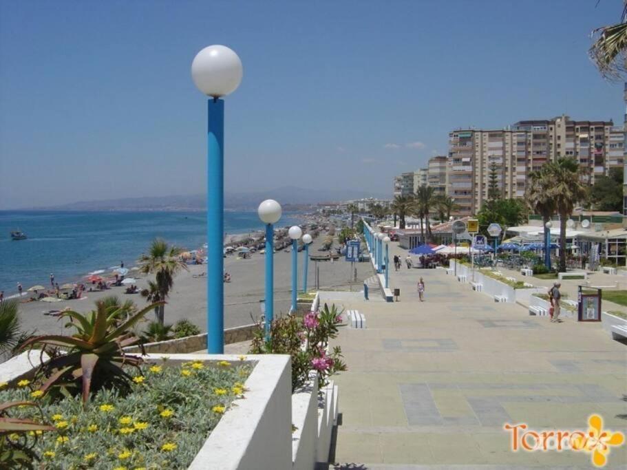 Apartament Beautiful Bungalow On The Torrox-Costa Boulevard! Malaga Zewnętrze zdjęcie