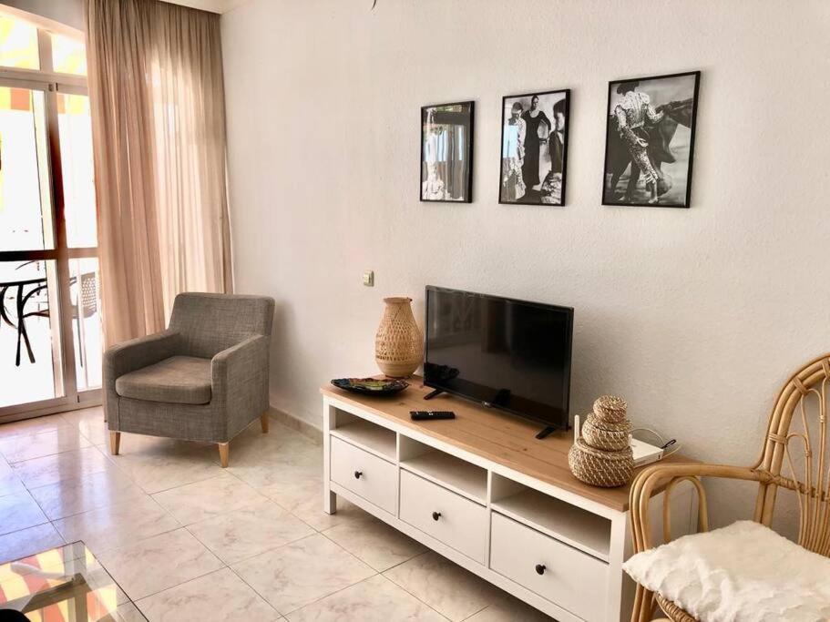 Apartament Beautiful Bungalow On The Torrox-Costa Boulevard! Malaga Zewnętrze zdjęcie