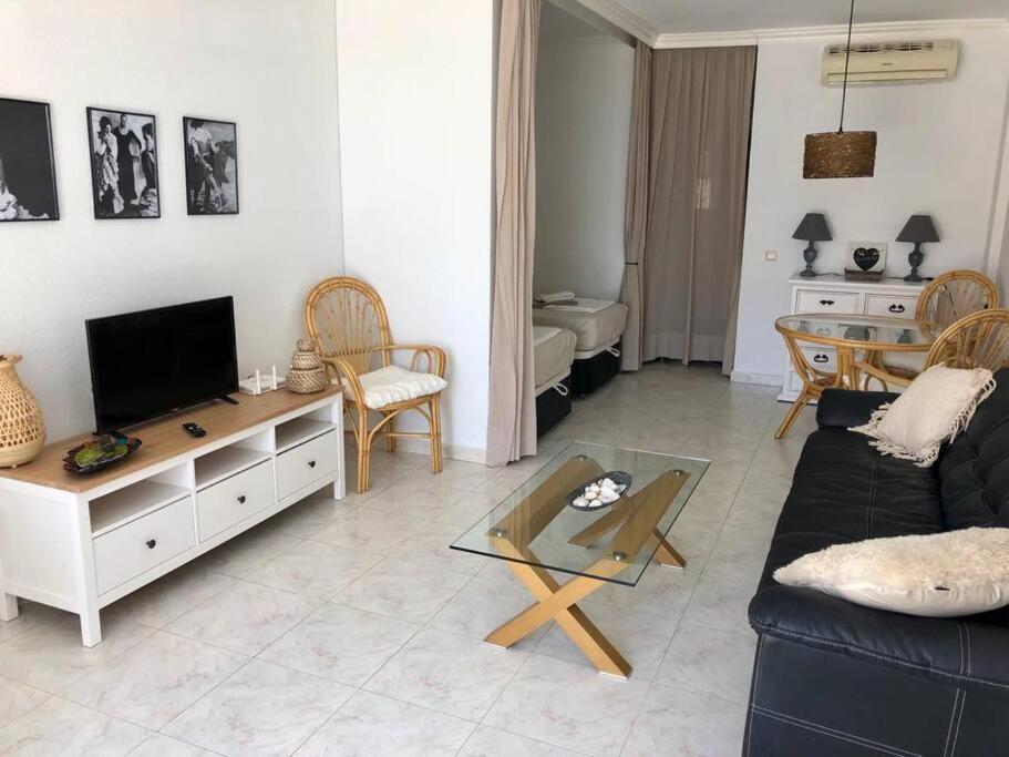 Apartament Beautiful Bungalow On The Torrox-Costa Boulevard! Malaga Zewnętrze zdjęcie